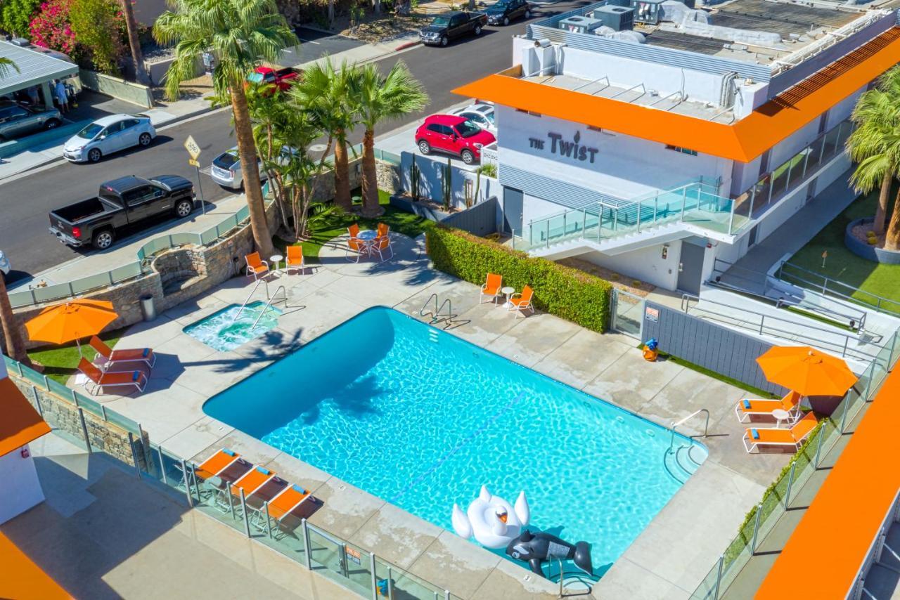 The Twist Palm Springs 호텔 외부 사진