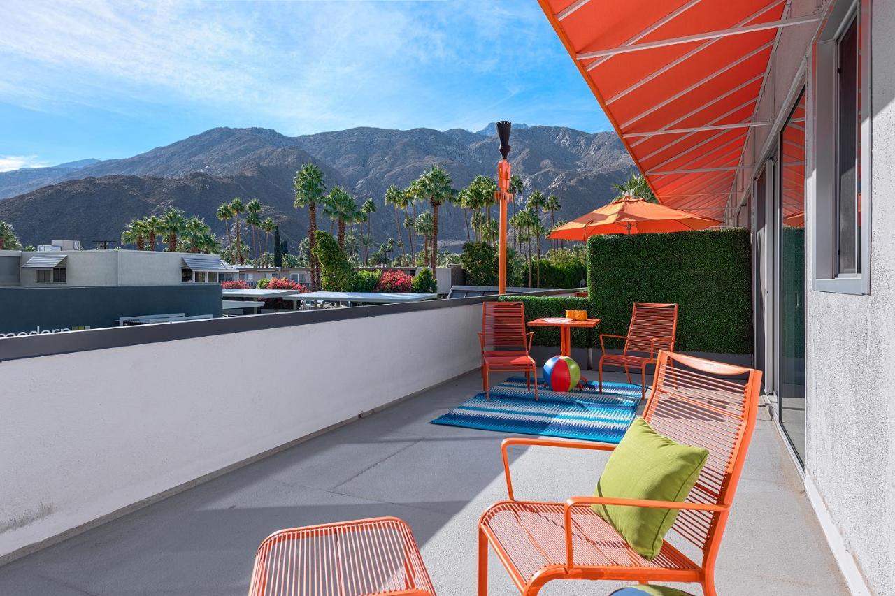 The Twist Palm Springs 호텔 외부 사진
