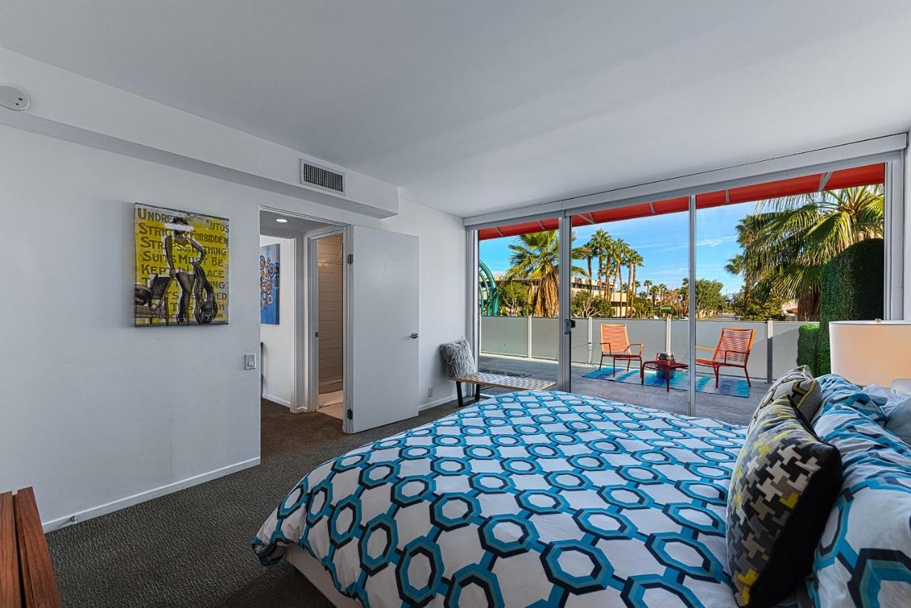 The Twist Palm Springs 호텔 외부 사진