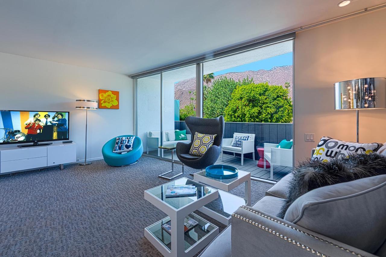 The Twist Palm Springs 호텔 외부 사진