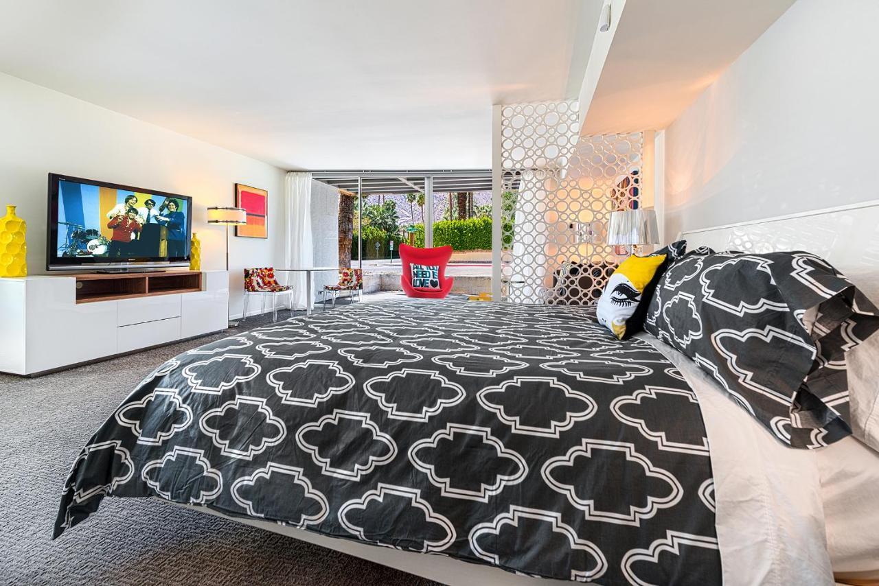 The Twist Palm Springs 호텔 외부 사진